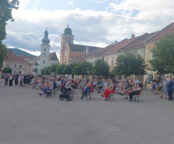 Spravodajstvo z podujatí / Príchod svetla v retro rytme leta pripomenul odkaz svätých Cyrila a Metoda - foto