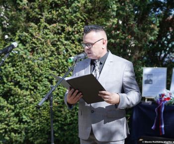 Spravodajstvo z podujatí / V Rožňave zneli príbehy hrdinov SNP, mesto si uctilo 82. výročie povstania - foto