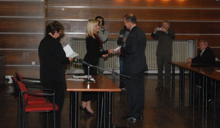Odovzdávanie osvedčení o zvolení Odovzdávanie osvedčení o zvolení
