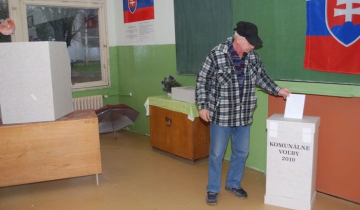 Komunálne voľby 2010