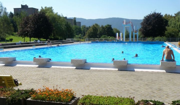 Kúpalisko Rožava - 8/2010 Kúpalisko Rožava - 8/2010