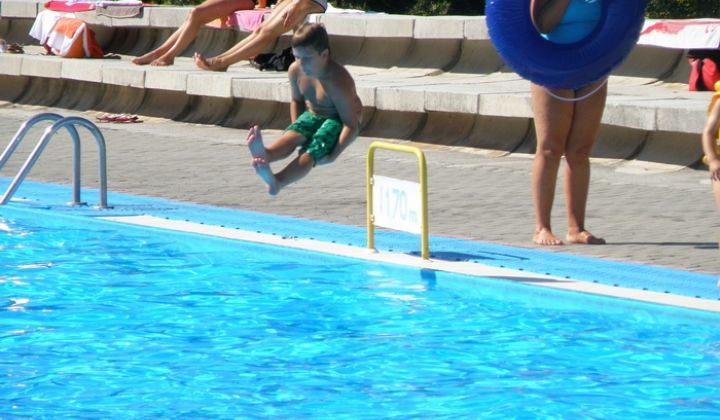 Kúpalisko Rožava - 8/2010 Kúpalisko Rožava - 8/2010