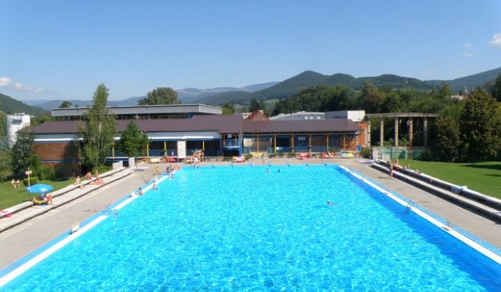 Kúpalisko Rožava - 8/2010 Kúpalisko Rožava - 8/2010