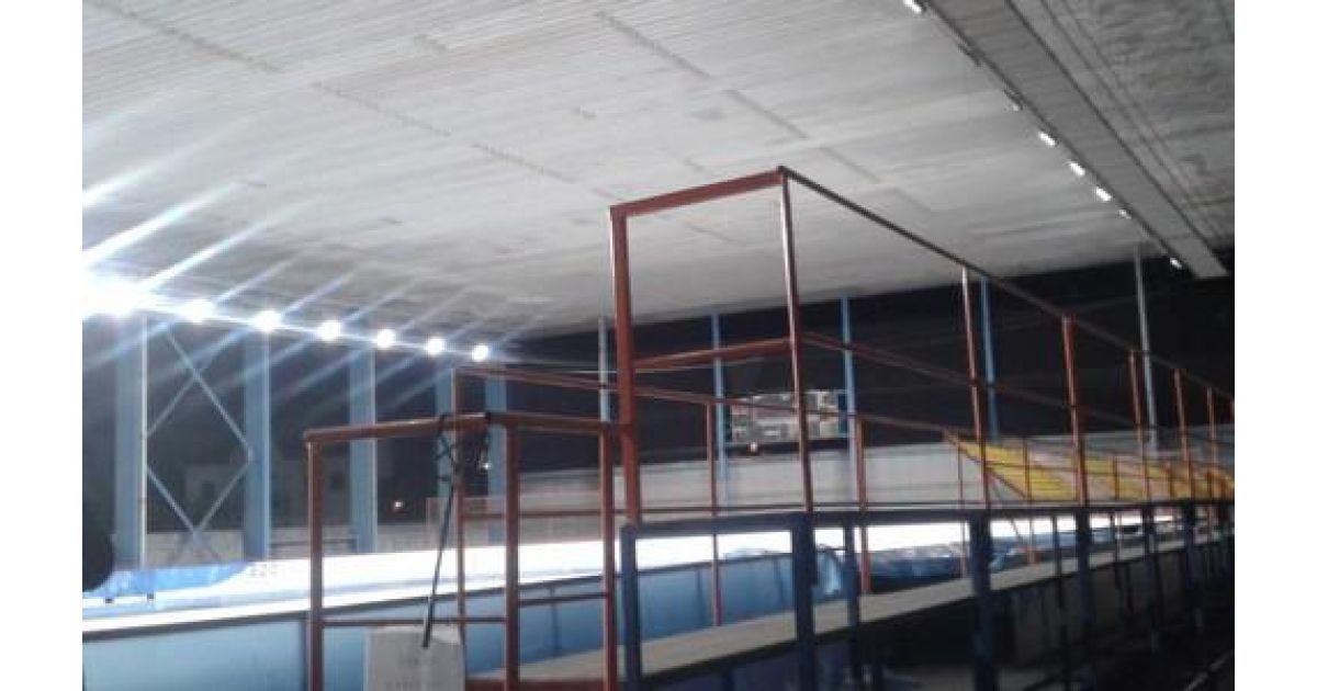 Zabezpečenie novej technológie na zníženie čpavku na mestskom zimnom štadióne“ -Rekonštrukcia nízkotlakovej časti chladiaceho okruhu