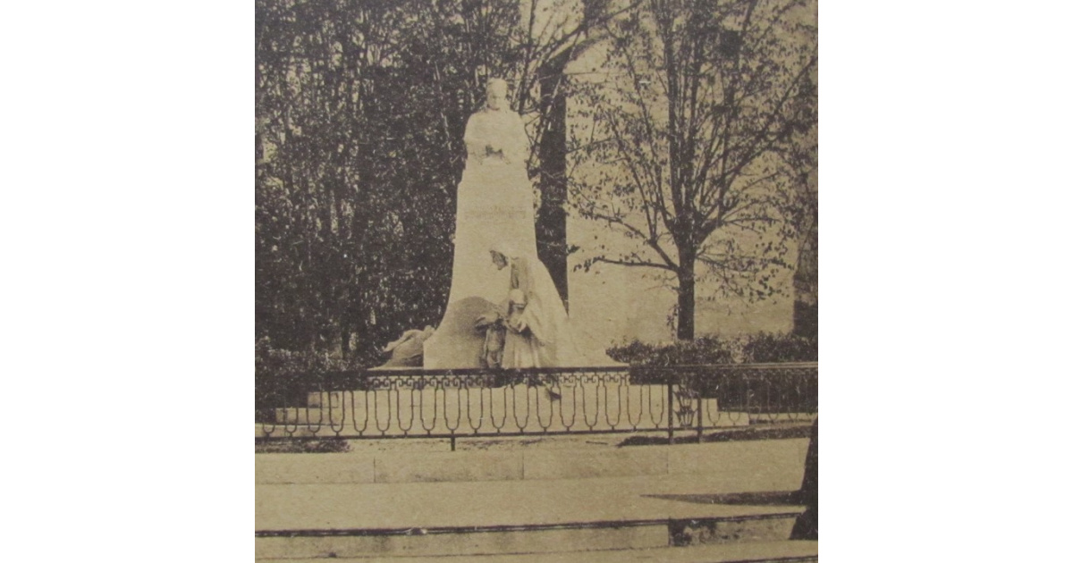 Pomník Františky Andrássyovej – secesný pomník postavený z verejnej zbierky vďačných Rožňavčanov
