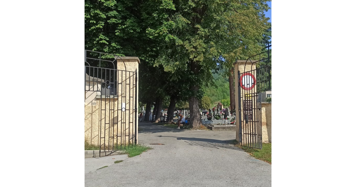 Oznámenie o začatí kosenia mestského cintorína v Rožňave