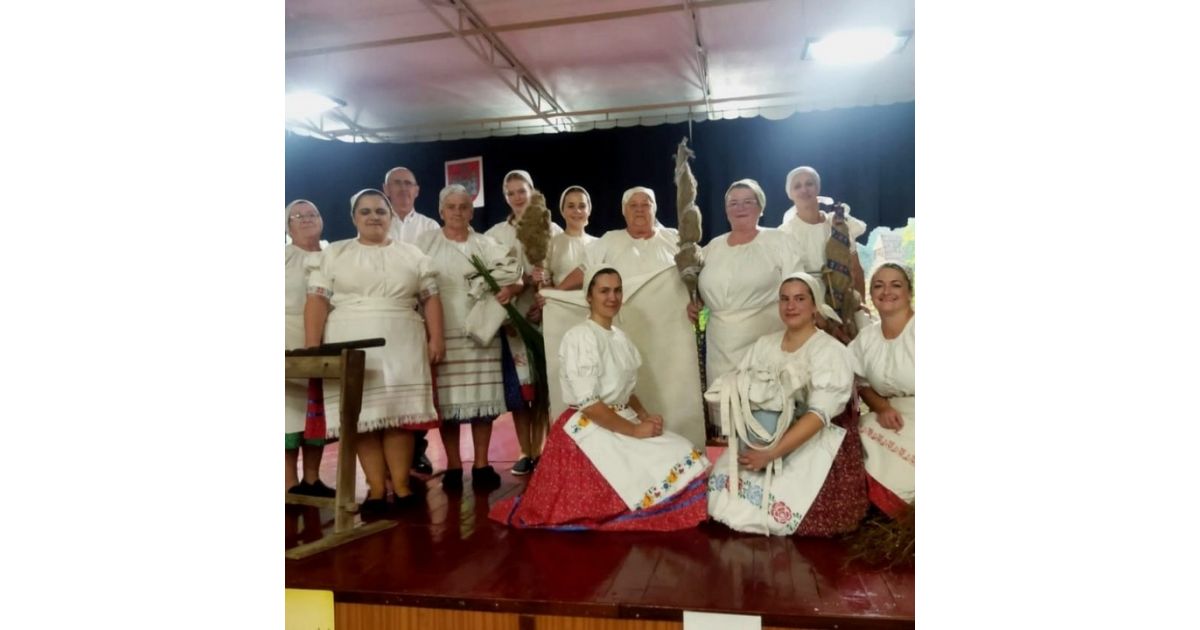 Dvanásta beseda s Gemerskými umelcami a remeselníkmi