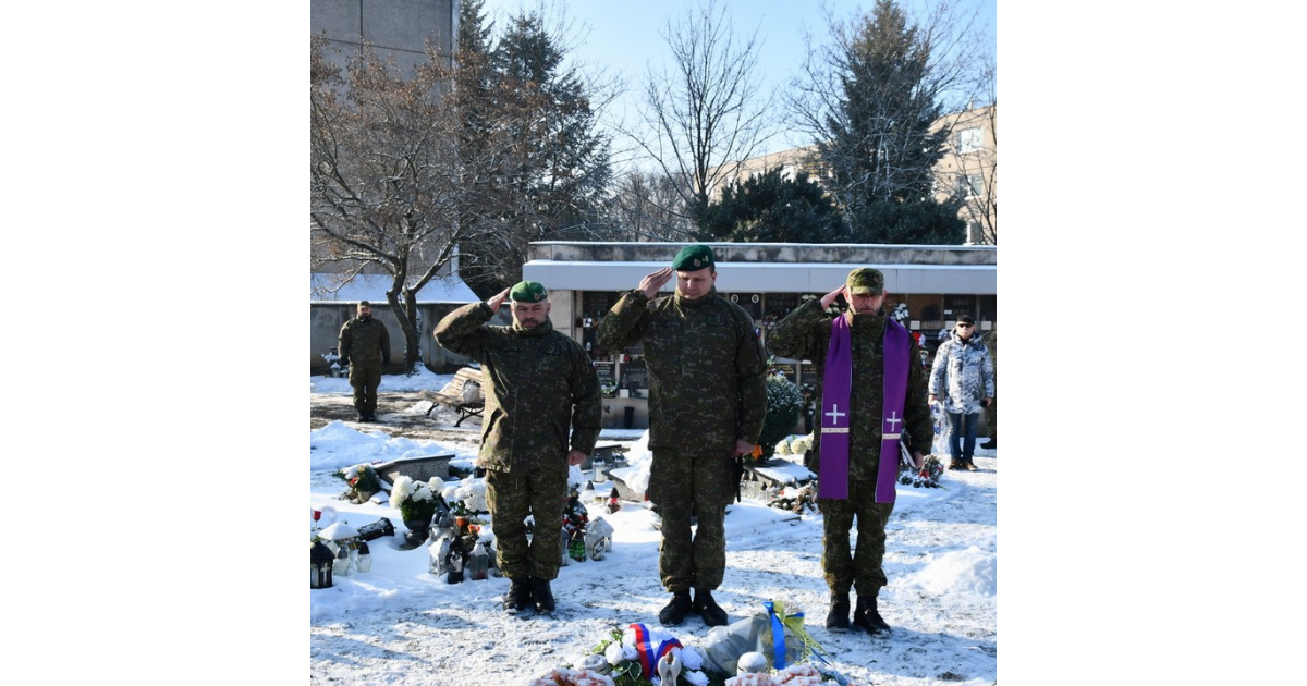 Spomienkový akt tragicky zosnulým vojakom pri maďarskej obci Hejce
