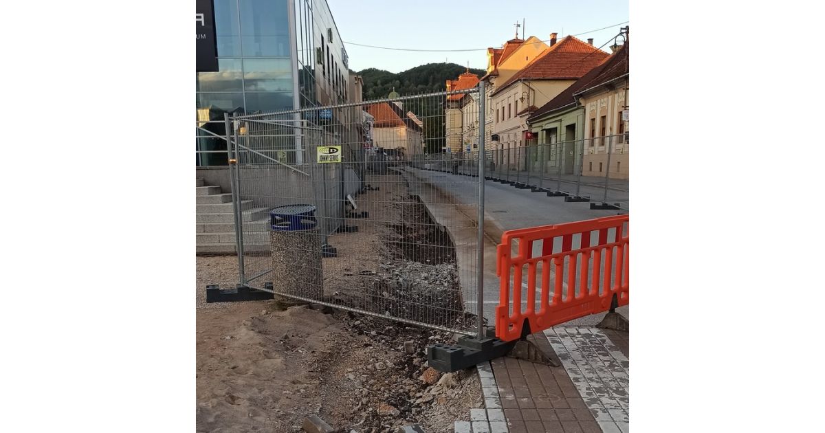 Rekonštrukcia Námestia baníkov a Šafárikovej ulice v Rožňave