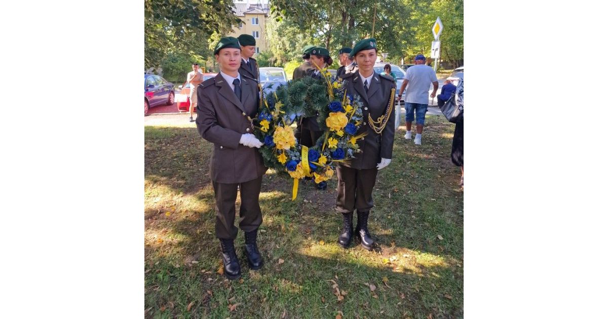 Pietny akt kladenia vencov k 81. výročiu Slovenského národného povstania