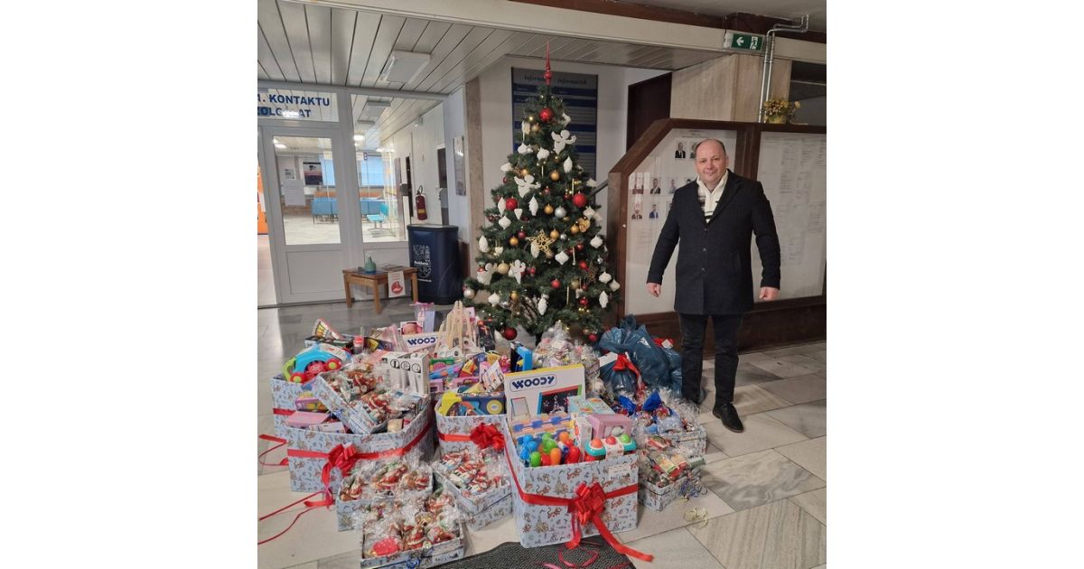 Primátor Michal Domik opäť rozdával radosť deťom v Rožňave