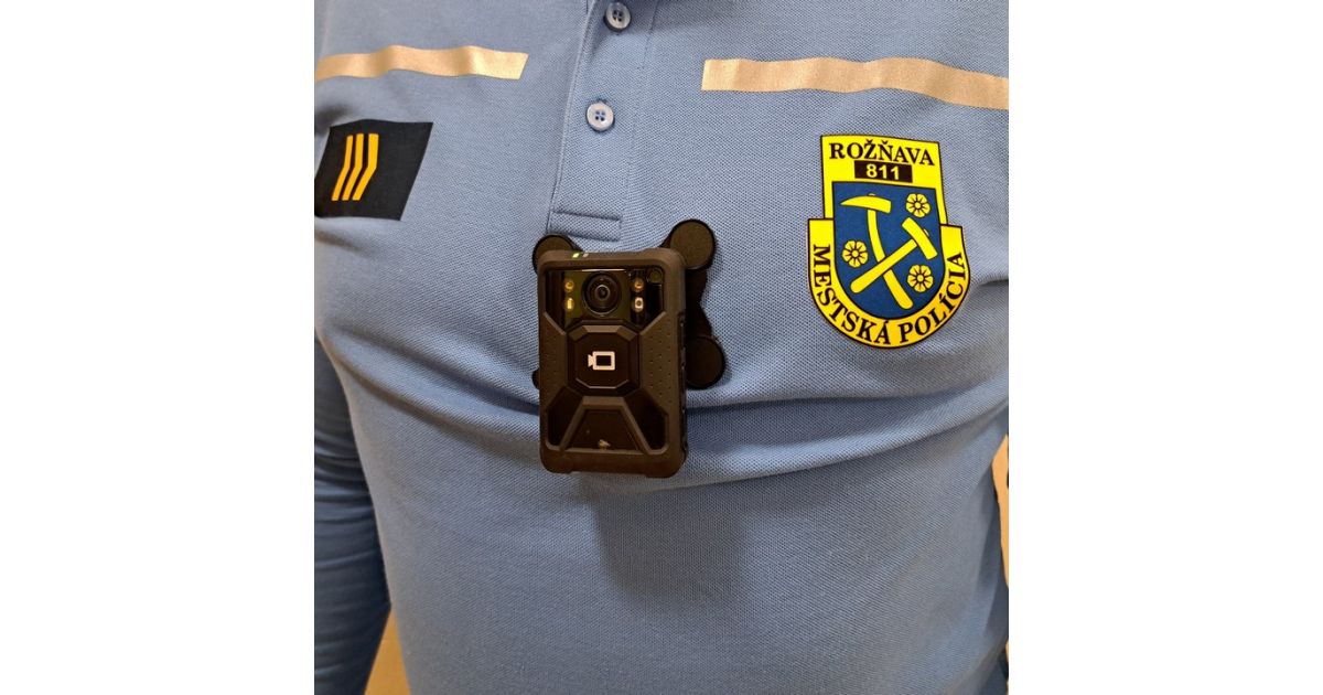Mestská polícia Rožňava začína používať telové kamery