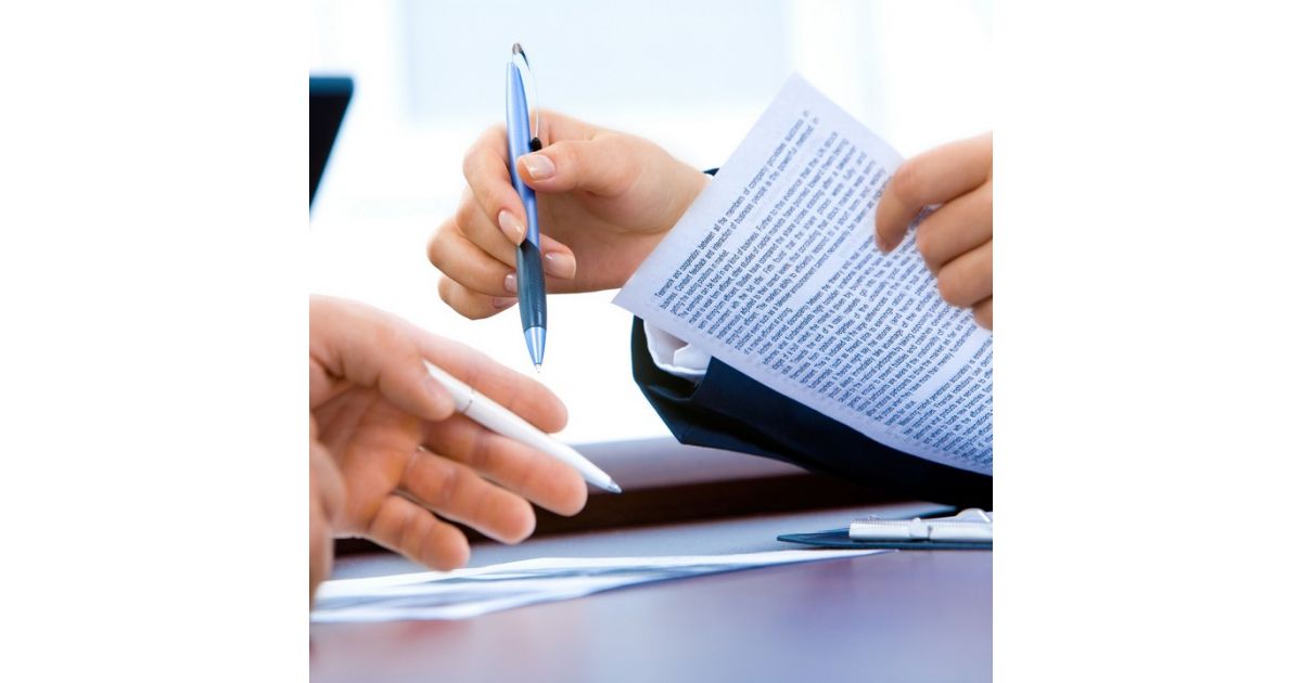 Správa z kontroly prevodov nehnuteľného majetku mesta Rožňava, ktorého všeobecná hodnota prevýšila 20 000 € za rok 2025