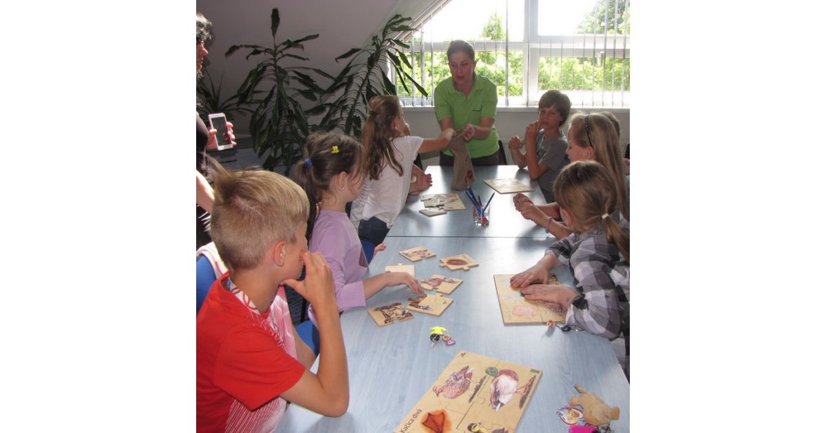 Ocenenie pre knižnicu i lesnú pedagogičku v projekte Les ukrytý v knihe