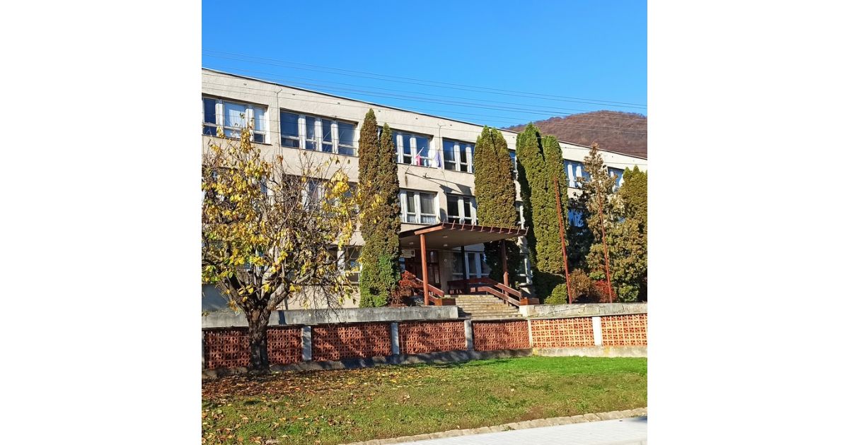 Stredná odborná škola obchodu a služieb