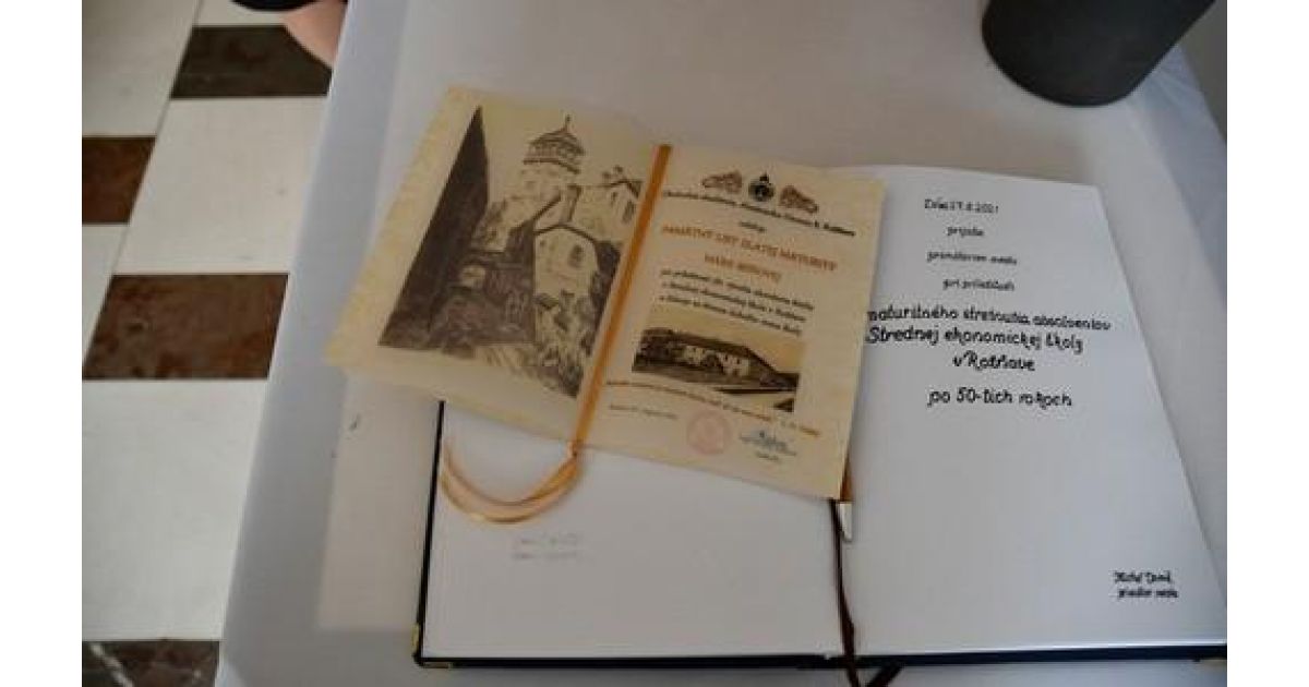 Pomaturitné stretnutie absolventov Strednej ekonomickej školy v Rožňave po 50-tich rokoch