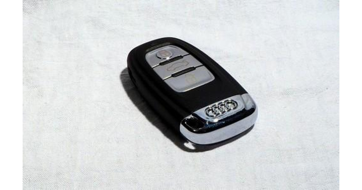 Nájdený elektronický kľúč od motorového vozidla