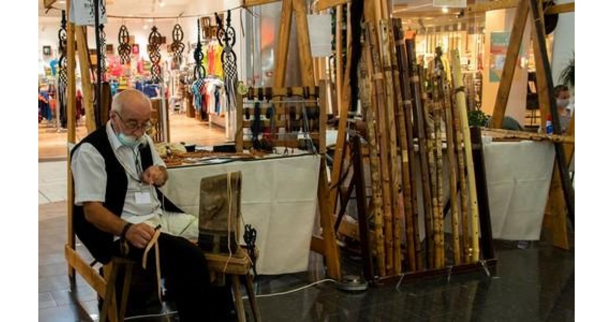 Malý jarmok tradičných remesiel - DEDIČSTVO INŠPIRUJE