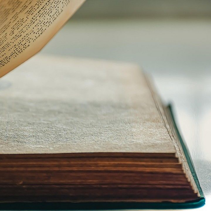 Fotka - Katolícke gymnázium v Rožňave -z dejín jednej významnej školy