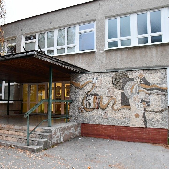 Fotka - Materská škola s VJM,  Ulica Komenského 5
