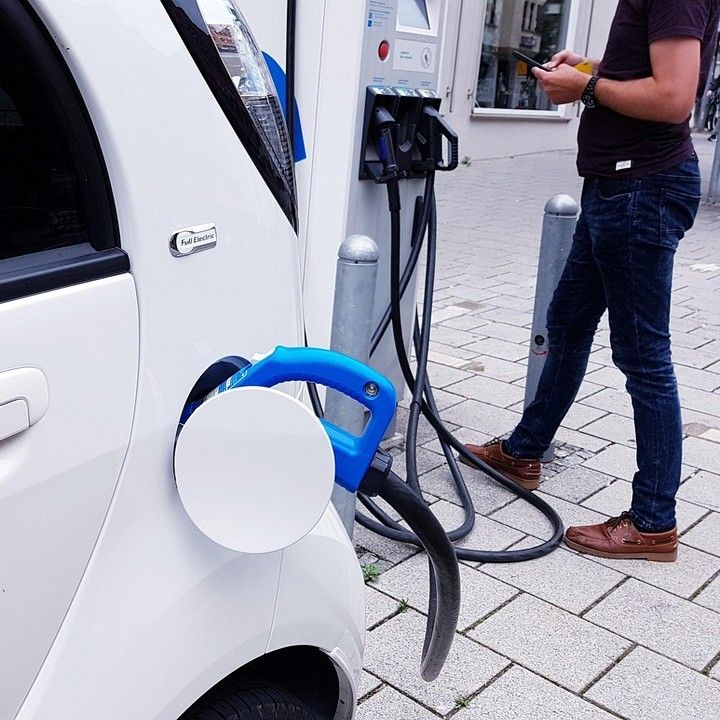 Fotka - Nabíjacie stanice pre elektrické vozidlá, autoumyváreň Pelikán Rožňava