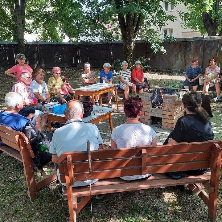 Fotka - Opekačka v dennom centre