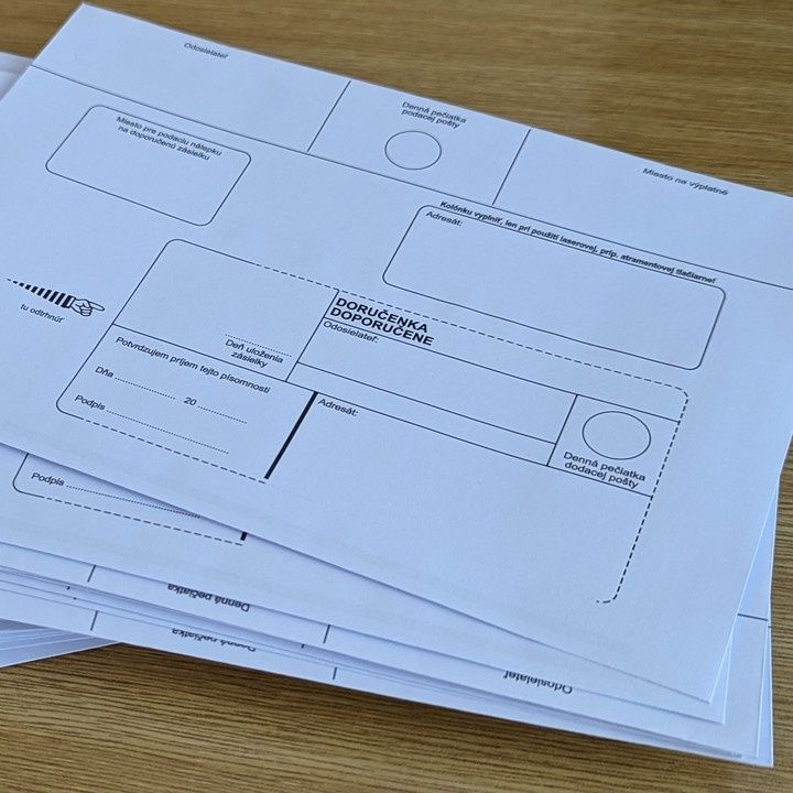 Fotka - Oznámenie o uložení  poštového poukazu 