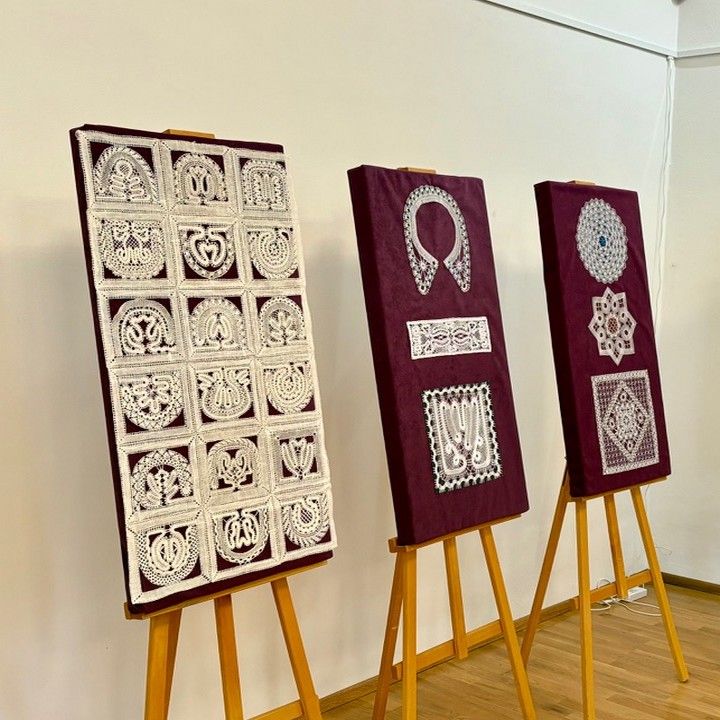 Fotka - Paličkovaná čipka z Gemera – tradícia, ktorá pretrváva