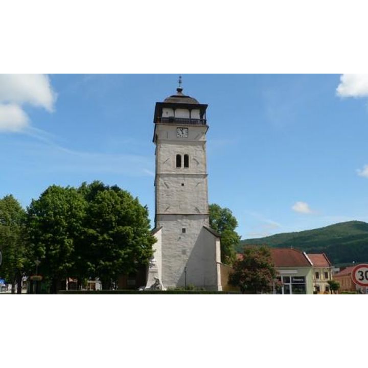 Fotka - Vstup do strážnej veže na nám. Baníkov RV